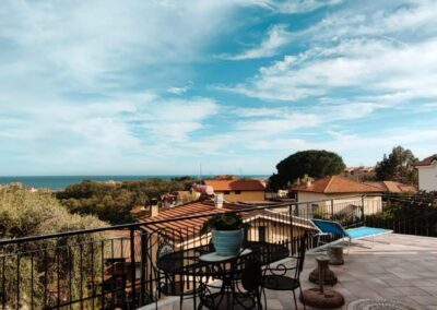 Trilocale con terrazzo vista mare